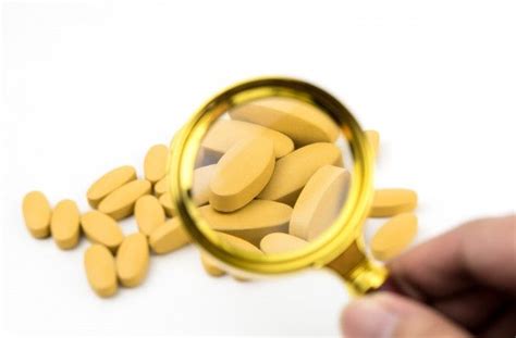 İlaçlar ve Depresyon: Yan Etkiler ve Faydalar